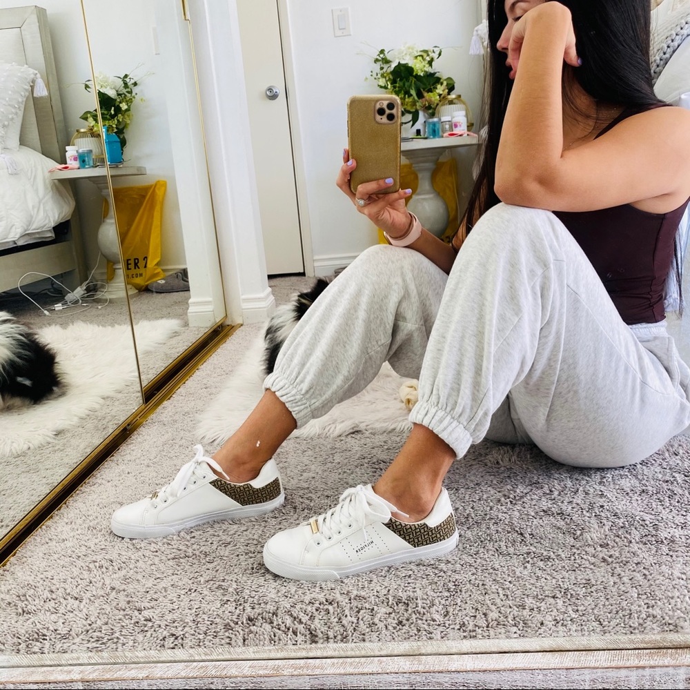 Tommy Hilfiger Women's Lorio